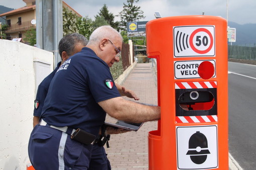 Sanremo: primi dati sui 'Velo Ok', automobilisti tutto sommato diligenti ma uno viaggiava a 104 km/h in corso Mazzini!