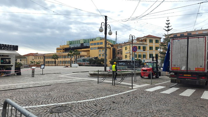 Piazza Colombo, Sanremo prova a ripensare il suo cuore: al via i rilievi tecnici per il futuro dell’area Piazza Colombo, Sanremo prova a ripensare il suo cuore: al via i rilievi tecnici per il futuro dell’area
