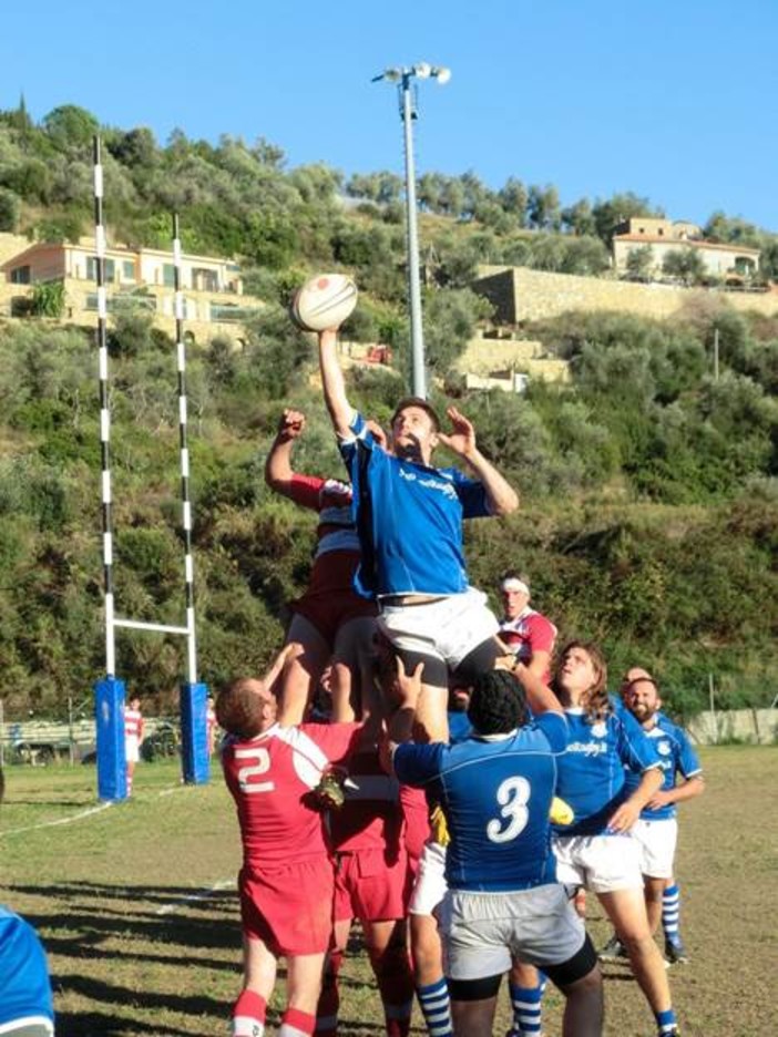 Sconfitta di misura domenica scorsa al 'Pino Valle' per l'Union Riviera Rugby contro il Savona Sconfitta di misura domenica scorsa al 'Pino Valle' per l'Union Riviera Rugby contro il Savona