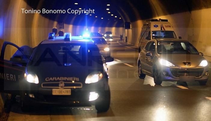 Sanremo: cade con lo scooter in galleria sull'Aurelia Bis, centauro trasportato in ospedale