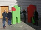 Ventimiglia: installati i 'Colossi innamorati' di Andrea Iorio in piazza Bassi, un segnale di pace e amore (Foto)