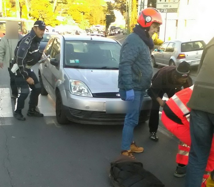 Sanremo: investimento pedonale in corso Marconi e si scatena la rissa, ma la Polizia Locale seda gli animi (Foto)