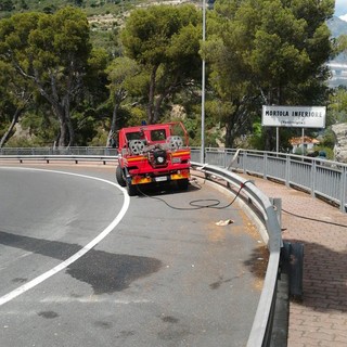 Ventimiglia: incidente stradale con due feriti in mattinata a La Mortola