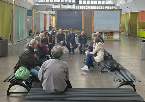 Elezioni Amministrative Sanremo: Gianni Rolando incontra i commercianti del mercato annonario Elezioni Amministrative Sanremo: Gianni Rolando incontra i commercianti del mercato annonario