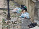 Sanremo: immondizia abbandonata in via Roglio da quasi una settimana, la protesta dei residenti Sanremo: immondizia abbandonata in via Roglio da quasi una settimana, la protesta dei residenti
