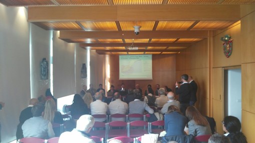 Imperia: dal 2 novembre stop al traffico ferroviario per il raddoppio Andora-San Lorenzo, ecco come verrà affrontato Imperia: dal 2 novembre stop al traffico ferroviario per il raddoppio Andora-San Lorenzo, ecco come verrà affrontato