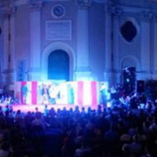 Imperia: grande successo ieri in piazza San Giovanni per 'Il più grande spettacolo...' Imperia: grande successo ieri in piazza San Giovanni per 'Il più grande spettacolo...'
