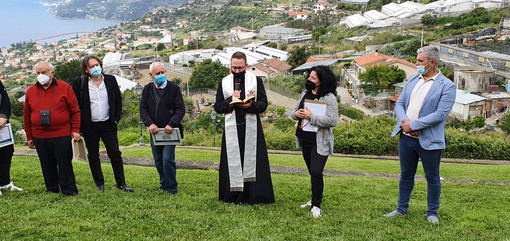 Sanremo: inaugurato venerdì scorso negli spazi verdi della Pinacoteca a Coldirodi il 'Giardino dei Giusti' (Foto)