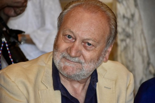 Crisi idrica, il sindaco di Ospedaletti Daniele Cimiotti ai cittadini: "Rispettate lo stop ai rubinetti di 4 ore" Crisi idrica, il sindaco di Ospedaletti Daniele Cimiotti ai cittadini: "Rispettate lo stop ai rubinetti di 4 ore"