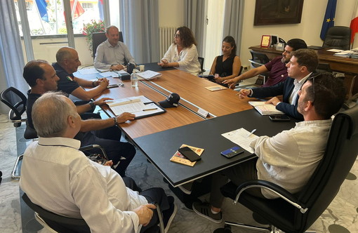 Ventimiglia: sviluppo turistico in città, oggi l'incontro tra l'Amministrazione e la Confcommercio Ventimiglia: sviluppo turistico in città, oggi l'incontro tra l'Amministrazione e la Confcommercio