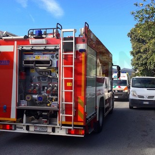 Riva Ligure: piccolo incendio e 41enne lievemente ustionato, intervento di Vigili del Fuoco e 118 Riva Ligure: piccolo incendio e 41enne lievemente ustionato, intervento di Vigili del Fuoco e 118