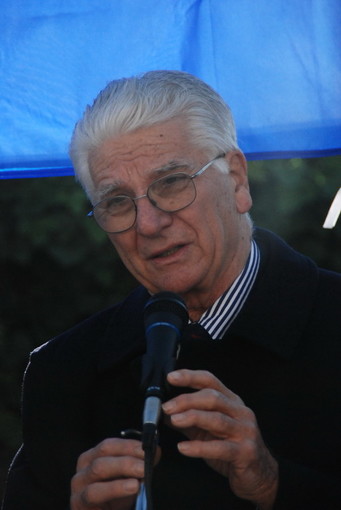 Il cordoglio di Rifondazione Comunista per la morte dell'Onorevole Manfredo Manfredi Il cordoglio di Rifondazione Comunista per la morte dell'Onorevole Manfredo Manfredi