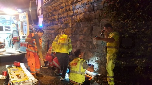 Santo Stefano al Mare: scontro auto-moto sull'Aurelia, 29enne di Costarainera portato in ospedale (Foto) Santo Stefano al Mare: scontro auto-moto sull'Aurelia, 29enne di Costarainera portato in ospedale (Foto)