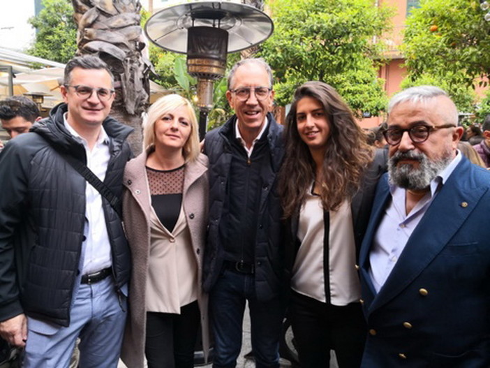 Elezioni Amministrative Sanremo: ieri l'incontro in piazza Bresca con Francesca Crespi e Luigi Muscio (Foto) Elezioni Amministrative Sanremo: ieri l'incontro in piazza Bresca con Francesca Crespi e Luigi Muscio (Foto)
