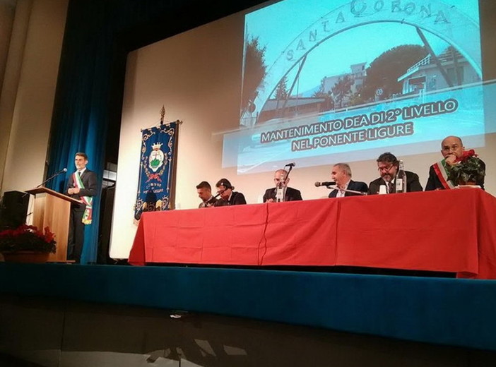 Anche il Sindaco di Imperia Carlo Capacci a Pietra Ligure per 'salvare' l'ospedale 'Santa Corona' (Video) Anche il Sindaco di Imperia Carlo Capacci a Pietra Ligure per 'salvare' l'ospedale 'Santa Corona' (Video)