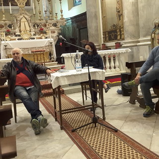 Diano San Pietro: Marino Magliani ha presentato a Diano Borganzo “Il creolo e la Costa” (Fusta editore) Diano San Pietro: Marino Magliani ha presentato a Diano Borganzo “Il creolo e la Costa” (Fusta editore)