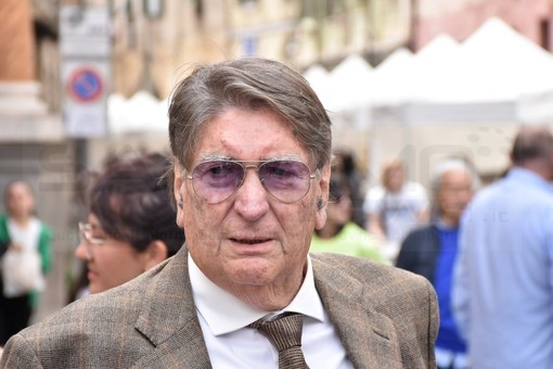 Enrico Lupi Enrico Lupi