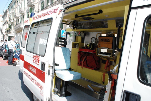 Sanremo: 85enne perde il controllo della bici a San Martino e finisce contro un palo Sanremo: 85enne perde il controllo della bici a San Martino e finisce contro un palo