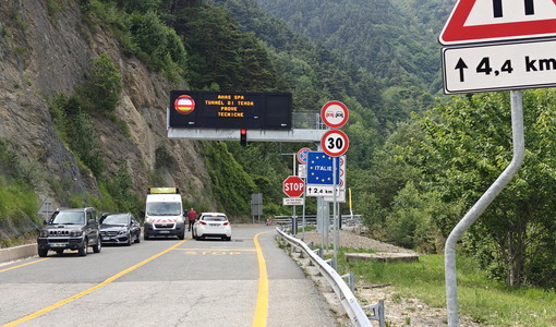Per il weekend di Pasqua, tunne del colle di Tenda aperto fino a martedì 7 aprile dalle 6 alle 23 Per il weekend di Pasqua, tunne del colle di Tenda aperto fino a martedì 7 aprile dalle 6 alle 23