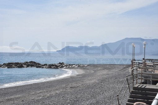 Stabilita la distanza di tre metri tra ombrelloni in spiaggia, la soddisfazione di Assobalneari Italia