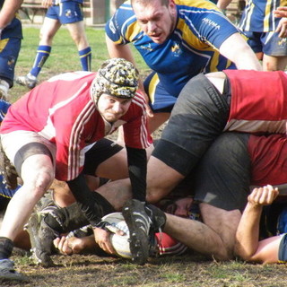 Rugby: l'Imperia perde ma esce a testa alta dal terreno della capolista Cogoleto