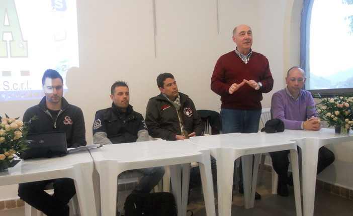 San Biagio della Cima: incontro tra giovani e genitori sulla sicurezza in rete San Biagio della Cima: incontro tra giovani e genitori sulla sicurezza in rete