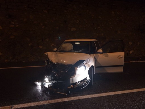 Sanremo: scontro tra uno scooter e l'autobus in Strada Sen. Marsaglia, 15enne in ospedale Sanremo: scontro tra uno scooter e l'autobus in Strada Sen. Marsaglia, 15enne in ospedale