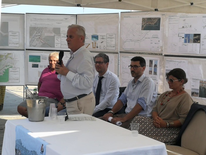 La presentazione dell'8agosto