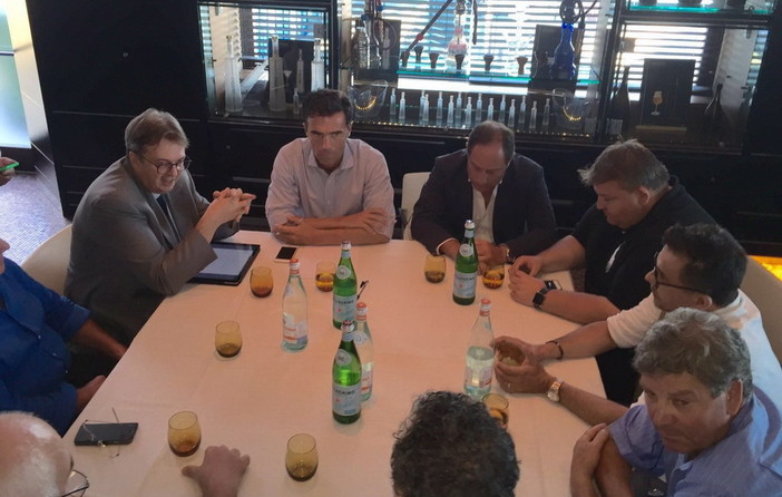 Il sottosegretario sulla questione Bolkestein: Gozi ai balneari “La soluzione nel negoziato con la Ue