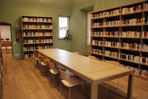 Ventimiglia: "Dopo la mareggiata", incontro in biblioteca con l'autrice Daniela Bruno