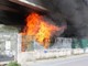 Ventimiglia: fiamme sotto il cavalcavia di Roverino, incendio alle baracche ed alle tende dei migranti (Foto e Video)