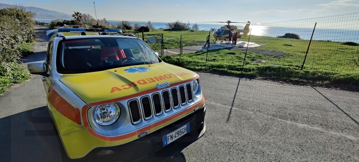Al via da oggi i due nuovi mezzi MSA1 del 118: più rapidità negli interventi tra Valle Arroscia e Sanremo-Taggia Al via da oggi i due nuovi mezzi MSA1 del 118: più rapidità negli interventi tra Valle Arroscia e Sanremo-Taggia