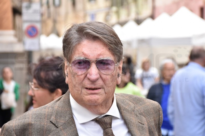 Enrico Lupi Enrico Lupi