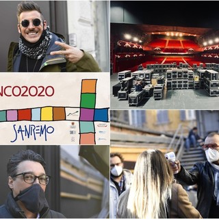 Le immagini dall'ingresso del Teatro Ariston (foto Tonino Bonomo) Le immagini dall'ingresso del Teatro Ariston (foto Tonino Bonomo)