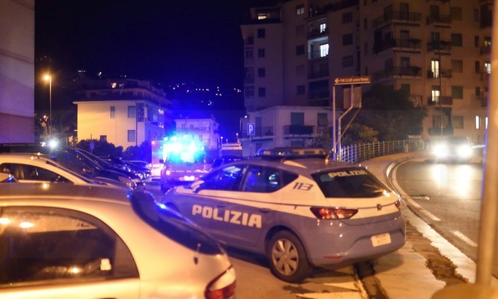 Ventimiglia: serie di controlli della Polizia, tre fermi per il furto di alcune schede carburante