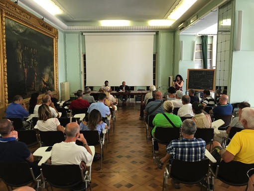 L'incontro nella Sala degli Specchi