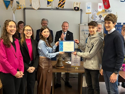Imperia: sabato scorso l'Istituto 'Ruffini' ha tenuto a battesimo la costituzione ufficiale dell'Interact (Foto) Imperia: sabato scorso l'Istituto 'Ruffini' ha tenuto a battesimo la costituzione ufficiale dell'Interact (Foto)