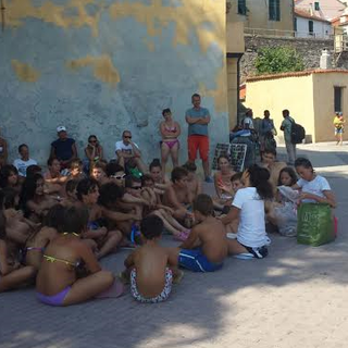 Cervo: grande successo per la giornata dedicata interamente ai ragazzi e al mare organizzata dall’associazione Informare e dal Comune Cervo: grande successo per la giornata dedicata interamente ai ragazzi e al mare organizzata dall’associazione Informare e dal Comune