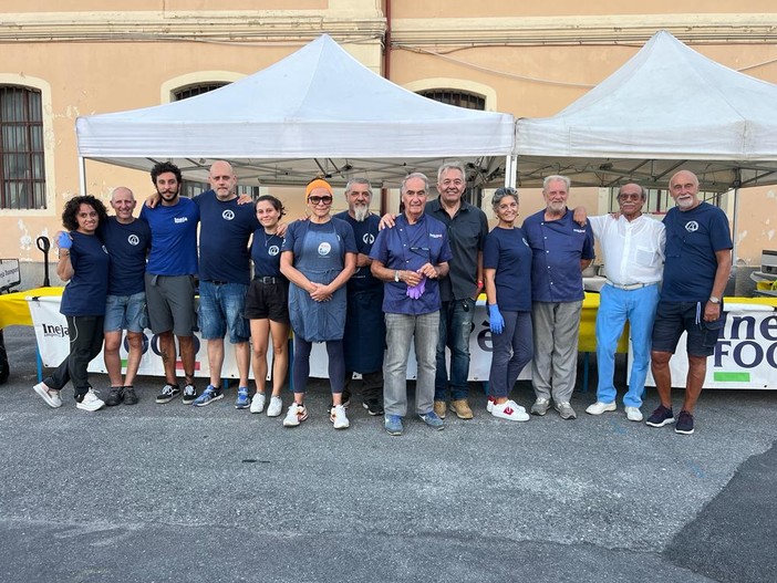 Imperia: musica e prelibatezze di 'Ineja Food' ieri alla gara regionale di primo soccorso della Cri (Foto) Imperia: musica e prelibatezze di 'Ineja Food' ieri alla gara regionale di primo soccorso della Cri (Foto)