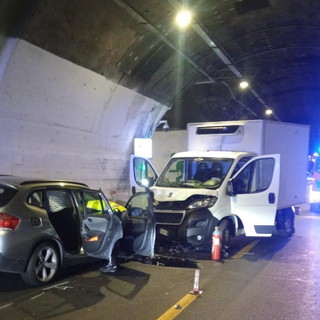 Secondo incidente in due giorni tra Imperia Est e il savonese: tre feriti e nuove code chilometriche (Foto)