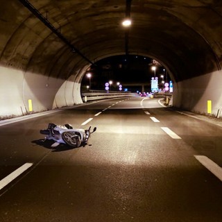 Sanremo: grave incidente ieri sera sull'Aurelia Bis. Ferito un uomo a bordo di uno scooter