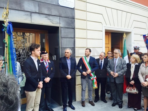 Ventimiglia celebra Ettore e Marco Bassi, vittime della persecuzione razziale: intitolata loro la piazza della Biblioteca Aprosio