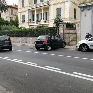 Imperia: incidente tra 3 auto in corso Garibaldi, nessun ferito grave ma traffico impazzito questa mattina (Foto) Imperia: incidente tra 3 auto in corso Garibaldi, nessun ferito grave ma traffico impazzito questa mattina (Foto)