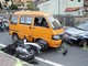 Sanremo: incidente in via San Francesco, coinvolte tre auto ed uno scooter. Centauro lievemente ferito (Foto)