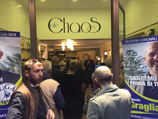 Elezioni a Sanremo: ieri incontro in corso Garibaldi organizzato dal candidato Graglia con Sergio Tommasini Elezioni a Sanremo: ieri incontro in corso Garibaldi organizzato dal candidato Graglia con Sergio Tommasini