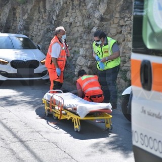 Sanremo: investito da un camion 'pirata' in strada Sen. Marsaglia, uomo portato in ospedale (Foto) Sanremo: investito da un camion 'pirata' in strada Sen. Marsaglia, uomo portato in ospedale (Foto)
