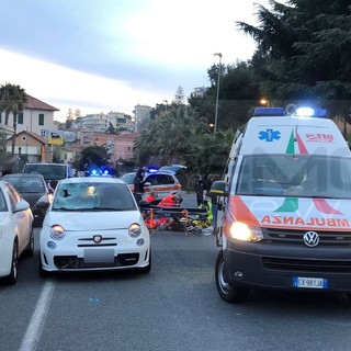 Sanremo: pedone investito da un'auto in via Lamarmora vicino all'Aurelia Bis, 53enne in gravi condizioni (Foto) Sanremo: pedone investito da un'auto in via Lamarmora vicino all'Aurelia Bis, 53enne in gravi condizioni (Foto)