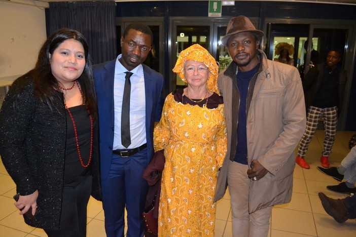 Sanremo: sabato scorso incontro tra i senegalesi del ponente al Palafiori, al via un progetto per un negozio solidale Sanremo: sabato scorso incontro tra i senegalesi del ponente al Palafiori, al via un progetto per un negozio solidale