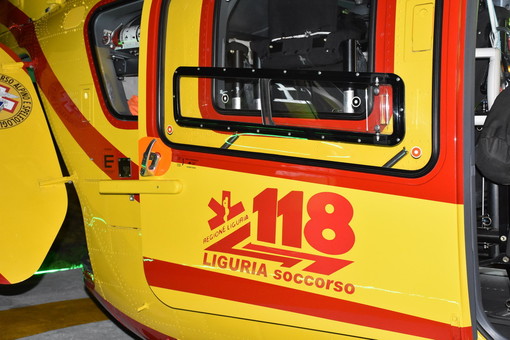 Ventimiglia: pedone travolto da un'auto 'pirata', trasportato nella notte in elicottero a Pietra Ligure Ventimiglia: pedone travolto da un'auto 'pirata', trasportato nella notte in elicottero a Pietra Ligure