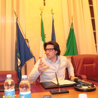 Imperia: il "Pdl" presenta la mozione di sfiducia al sindaco, Strescino: "Si tratta di un gruppo di potere alla canna del gas"